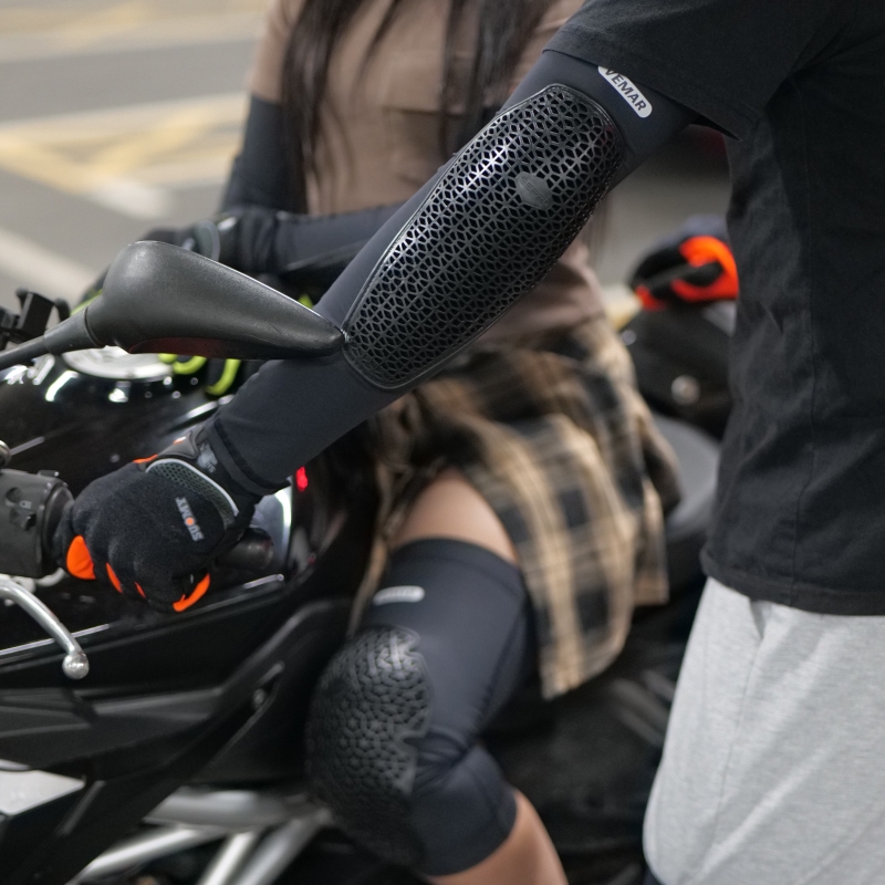 통기성 아이스 실크 여름 무릎 팔꿈치 보호대  낙상 방 - Mountain Biking Knee And Elbow Pads 리뷰 및 가격